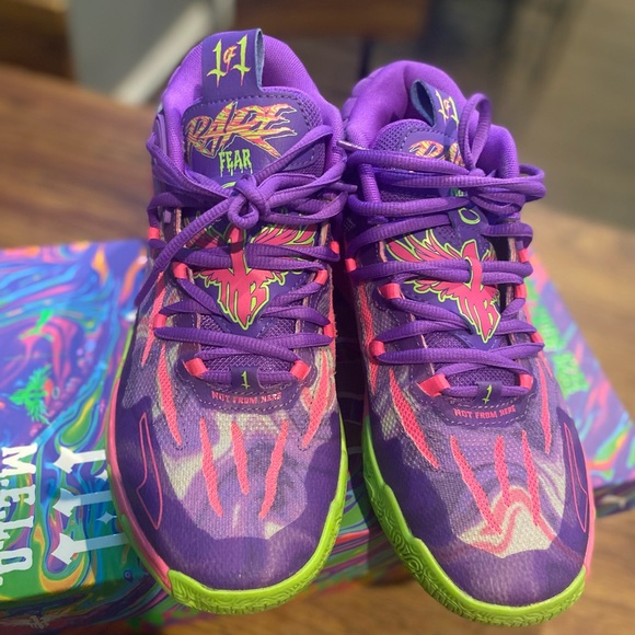 Youth Melo toxic size 6.5 - Picture 4 of 9